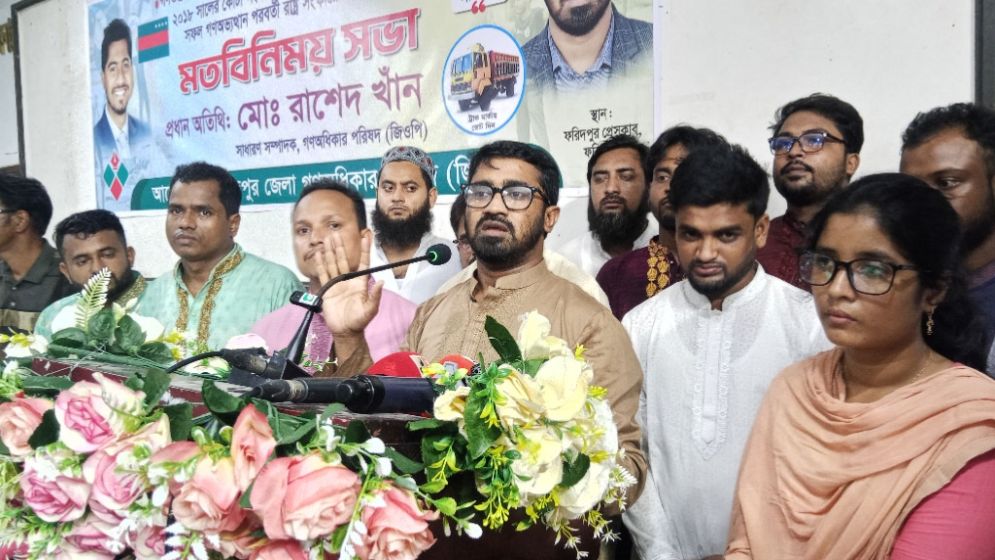 ছাত্র প্রতিনিধিদের দুর্নীতিতে জড়ানোর দায় প্রধান উপদেষ্টার: রাশেদ খান