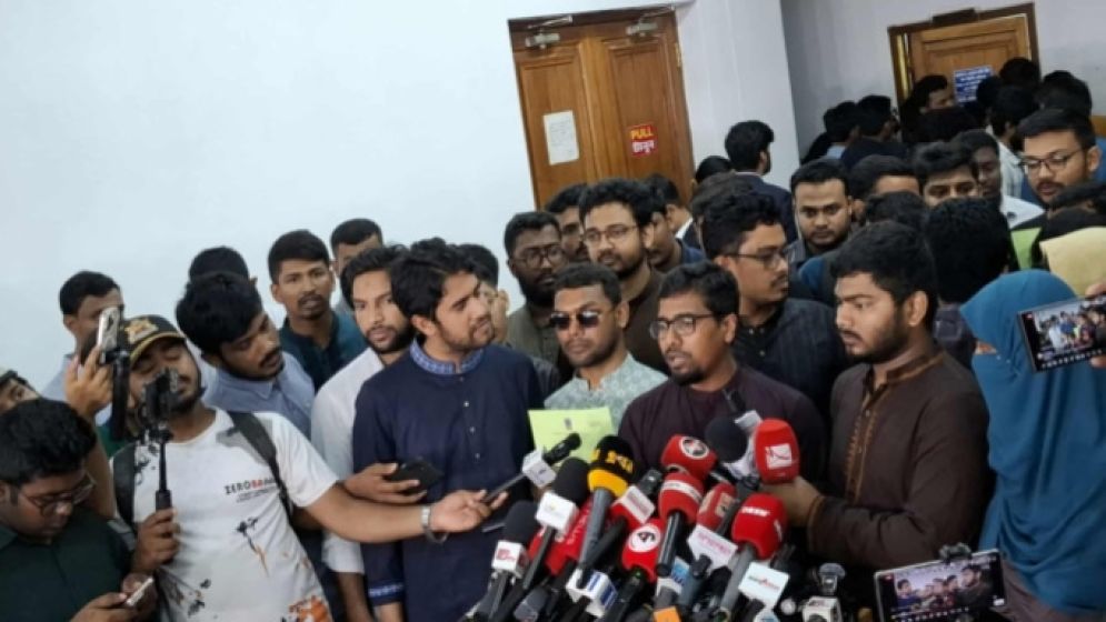সাদিক কায়েম ভিপি, ফরহাদ জিএস প্রার্থী