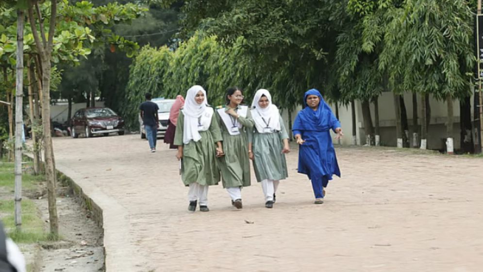 বিমান বিধ্বস্তের ১৫ দিন পর মাইলস্টোন কলেজ শাখায় পাঠদান শুরু