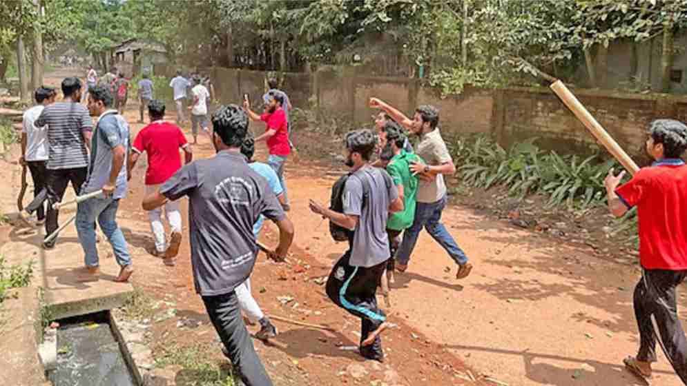 চট্টগ্রাম বিশ্ববিদ্যালয়ে সংঘর্ষের ঘটনায় ১৪৪ ধারা জারি