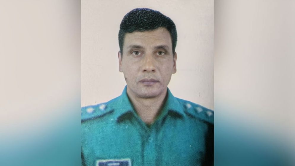 বিএসএফের হাতে আটক সেই বাংলাদেশি ঊর্ধ্বতন পুলিশ কর্মকর্তার পরিচয় মিলেছে