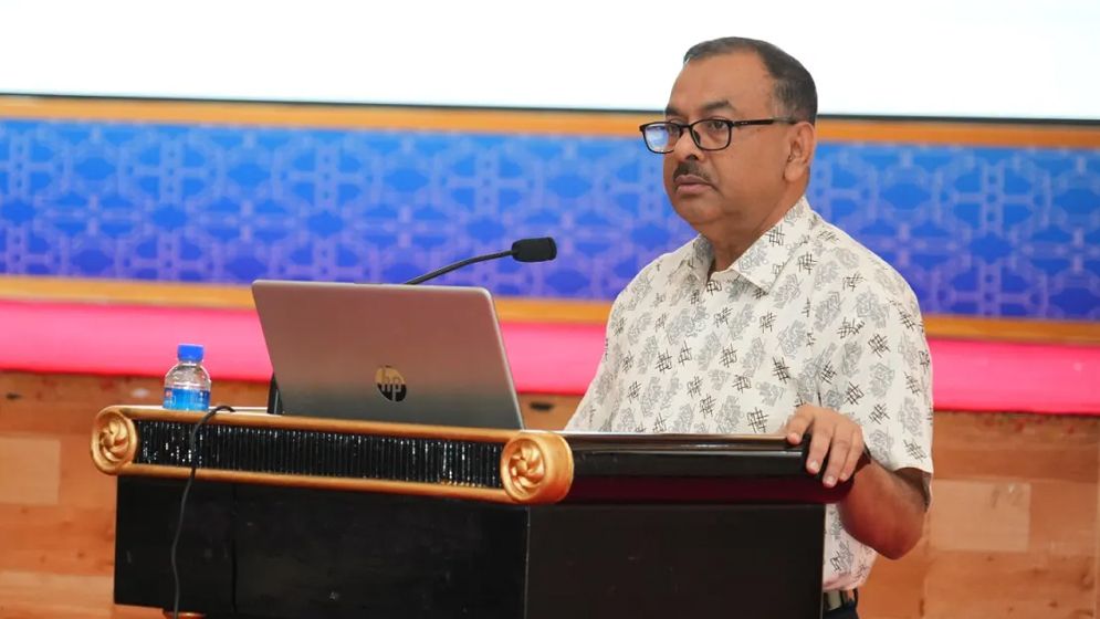সড়ক পরিহার করে সভা-সমাবেশ করার অনুরোধ ডিএমপি কমিশনারের
