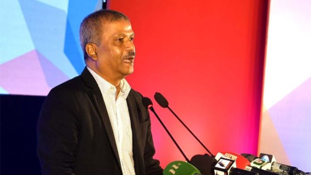 মানুষ নিরুপায় হয়ে চিকিৎসা নিতে বিদেশে যায়: আসিফ নজরুল