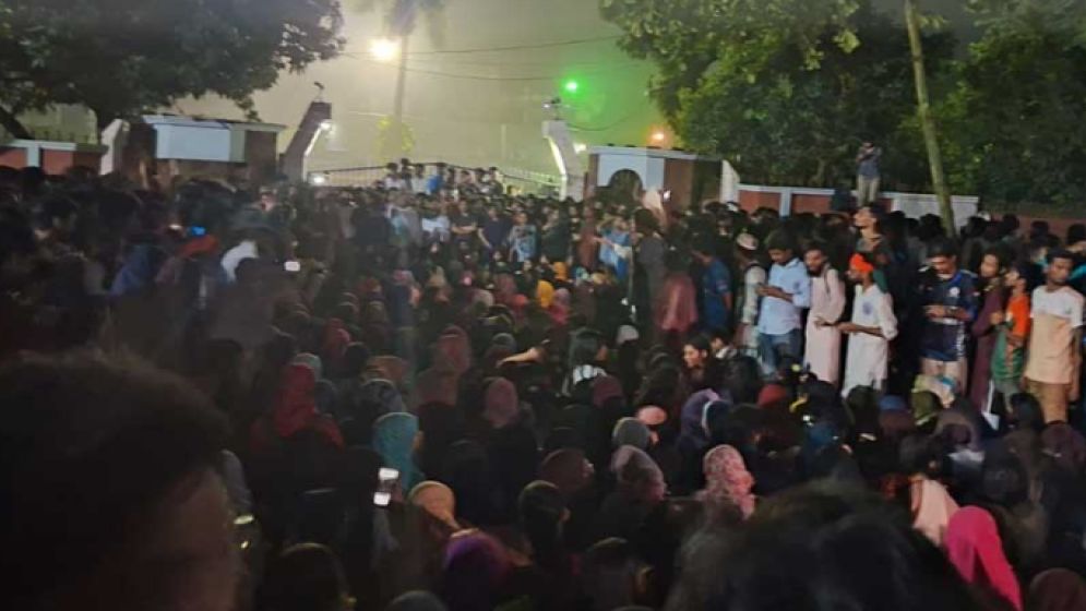 ফের রাবির ‘পোষ্য কোটা’ স্থগিত