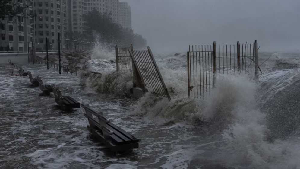 সুপার টাইফুন রাগাসার তাণ্ডবে তাইওয়ানে ১৪ জনের মৃত্যু, হংকং ও দক্ষিণ চীনে সতর্কতা