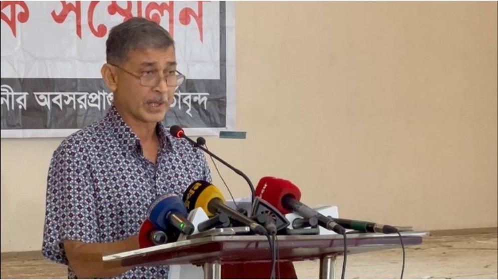 গুম, খুন ও দুর্নীতিতে জড়িত সেনা কর্মকর্তাদের বিচার প্রক্রিয়া নিয়ে সরকার ও সেনা নেতৃত্বের দূরত্ব