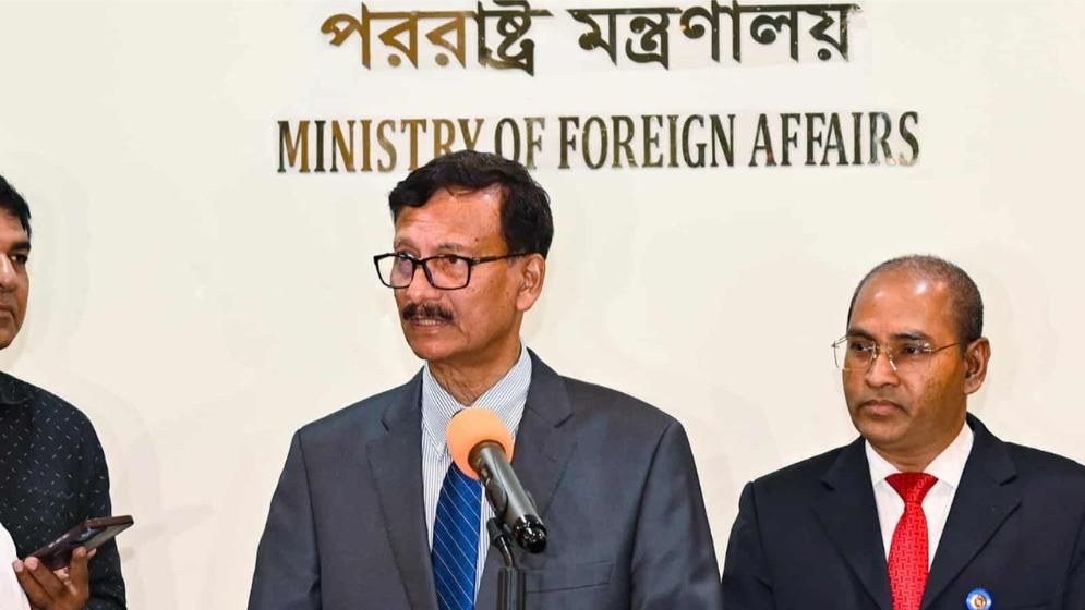 তারেক রহমান দেশে ফিরতে চাইলে সহায়তা করবে সরকার: পররাষ্ট্র উপদেষ্টা