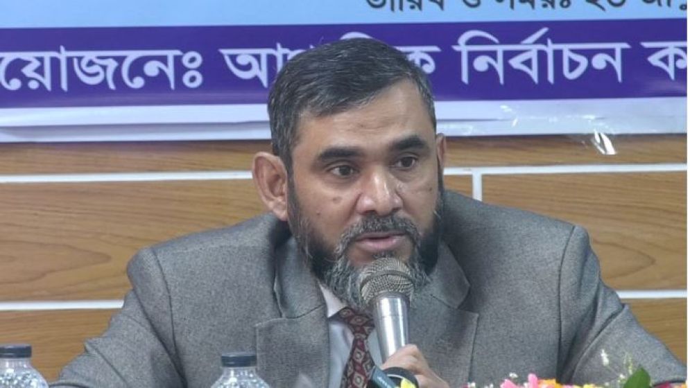 জোটবদ্ধ প্রার্থীকেও নিজের দলের প্রতীকে ভোট করতে হবে: ইসি সানাউল্লাহ