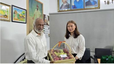 খালেদা জিয়াকে ফল পাঠালেন ভুটানের রাষ্ট্রদূত
