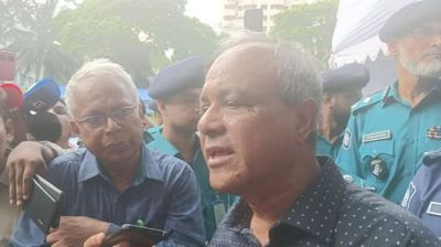 ভারত বা ফ্যাসিস্টদের ইন্ধনে খাগড়াছড়িতে সহিংসতা: স্বরাষ্ট্র উপদেষ্টা