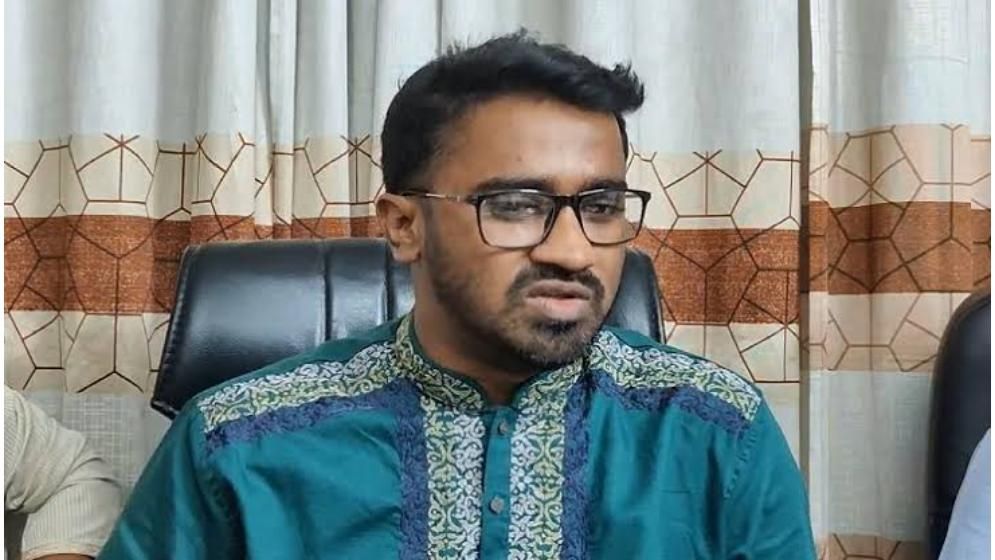 আসিফ নজরুল কার কাছে প্রধান উপদেষ্টা হতে চেয়েছিলেন