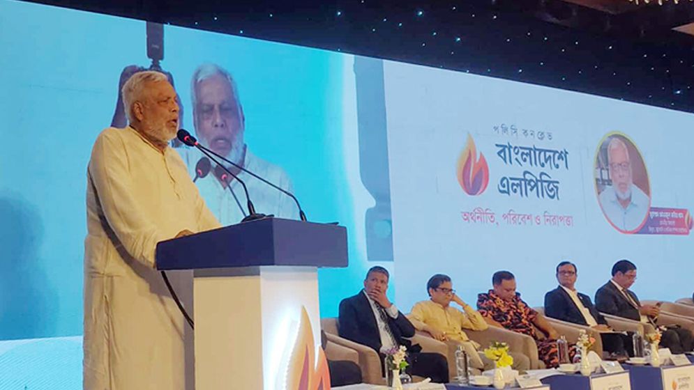 এলপিজি সিলিন্ডার ১ হাজার টাকার মধ্যে হওয়া উচিত : জ্বালানি উপদেষ্টা