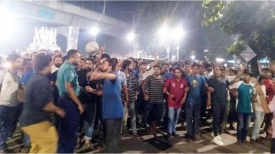 ঢাবিতে উচ্ছেদ অভিযান নিয়ে বিতর্ক, পাল্টাপাল্টি বিক্ষোভ
