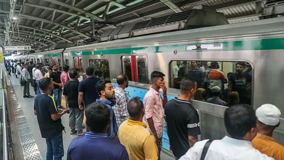 মেট্রোরেলের কার্ড রিচার্জ ঘরে বসেই