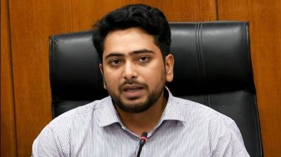 এক মাসের মধ্যে শেখ হাসিনাকে দেশে এনে রায় কার্যকর করতে হবে: নাহিদ