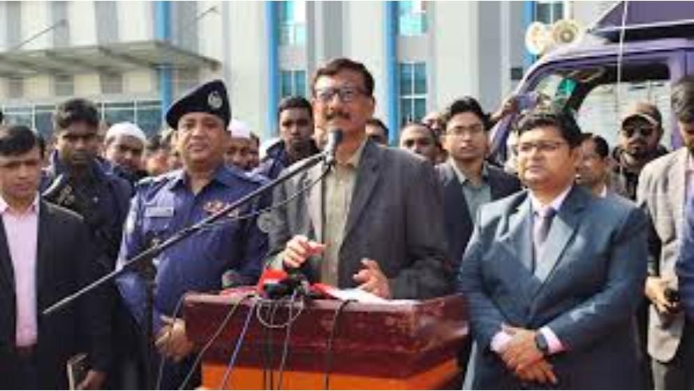 অন্তর্বর্তী সরকার কোনো দলের পক্ষে নয়: পররাষ্ট্র উপদেষ্টা