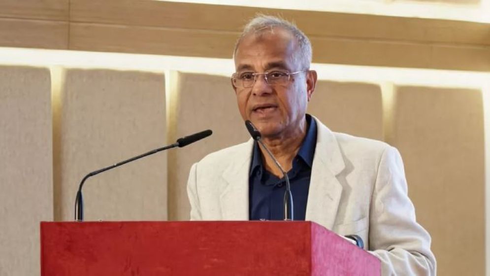 সীমান্ত সমস্যা সমাধানে বিজিবিকে কৌশলী হতে হবে: স্বরাষ্ট্র উপদেষ্টা