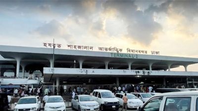 তারেক রহমানকে স্বাগত জানাতে বিমানবন্দরে বিএনপির স্থায়ী কমিটির সদস্যরা