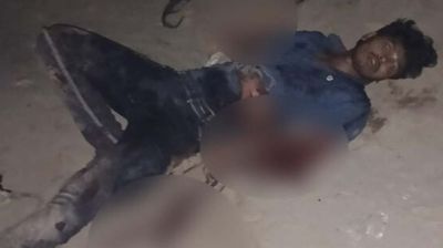 চাঁপাইনবাবগঞ্জে চাঁদা না পেয়ে যুবককে খুঁটিতে বেঁধে হাত-পা কেটে নেওয়ার চেষ্টা জামায়াত-শিবিরের