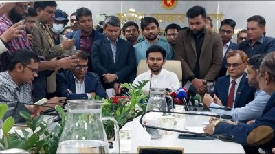 পদত্যাগ নিয়ে যা বললেন উপদেষ্টা আসিফ মাহমুদ