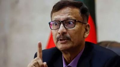 বিক্ষোভকারীরা হাইকমিশনের ভেতরে এলো কীভাবে: দিল্লিকে প্রশ্ন ঢাকার