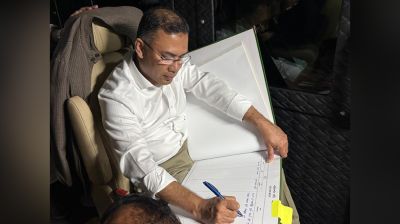 শ্রদ্ধা জানাতে জাতীয় স্মৃতিসৌধে তারেক রহমান