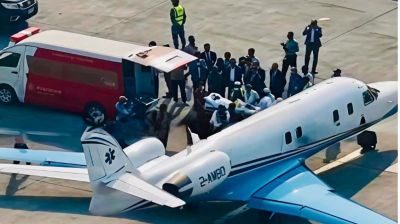হাদিকে নিয়ে সিঙ্গাপুরের পথে এয়ার অ্যাম্বুলেন্স