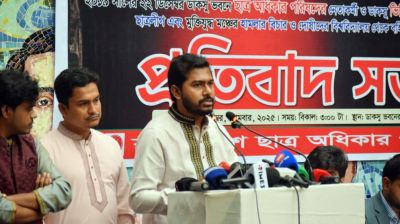 সরকারের দেওয়া গানম্যান প্রত্যাখ্যান করলেন নুর