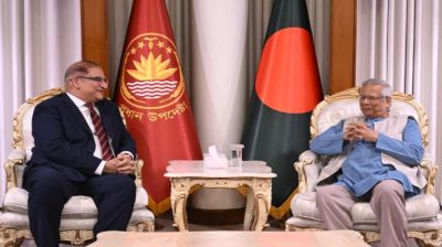 প্রধান উপদেষ্টার সঙ্গে পাকিস্তান হাইকমিশনারের সাক্ষাৎ
