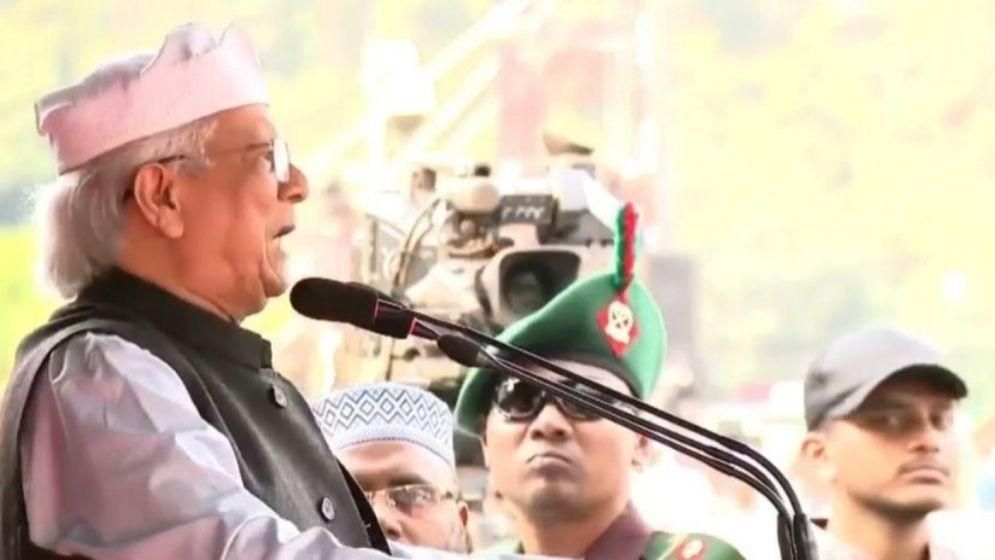 হাদি তোমাকে বিদায় দিতে আসিনি, ওয়াদা পূরণ করতে এসেছি: প্রধান উপদেষ্টা