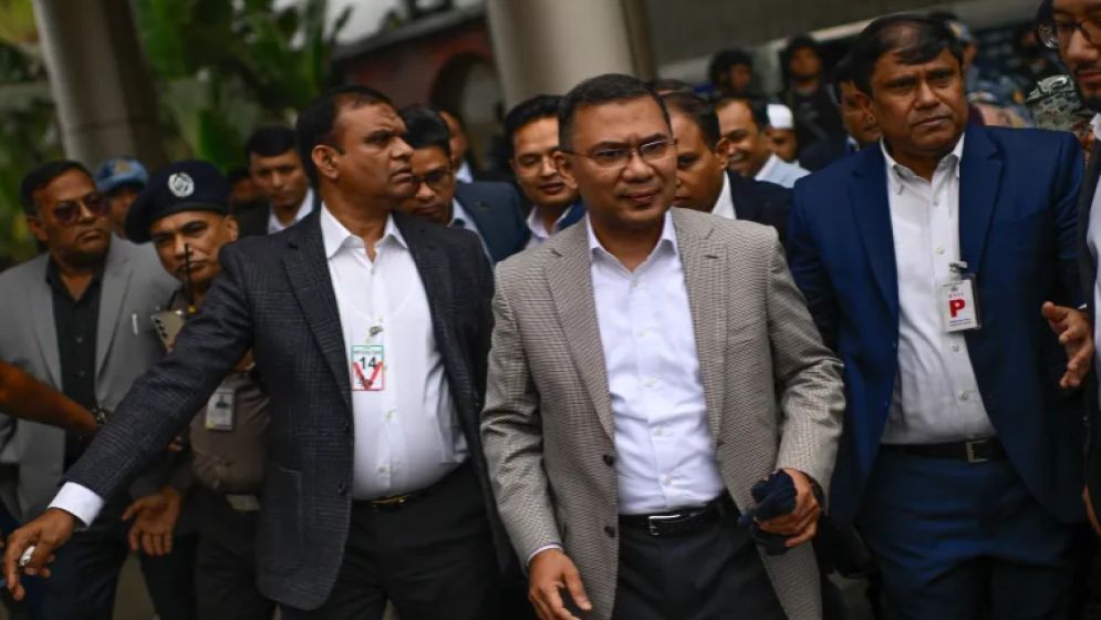 বাংলাদেশের বড় প্রশ্ন: মায়ের উত্তরাধিকার কি ধরে রাখতে পারবেন তারেক রহমান?