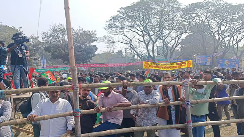 ময়মনসিংহে আজ তারেক রহমানের জনসভা, জড়ো হচ্ছেন নেতা-কর্মীরা