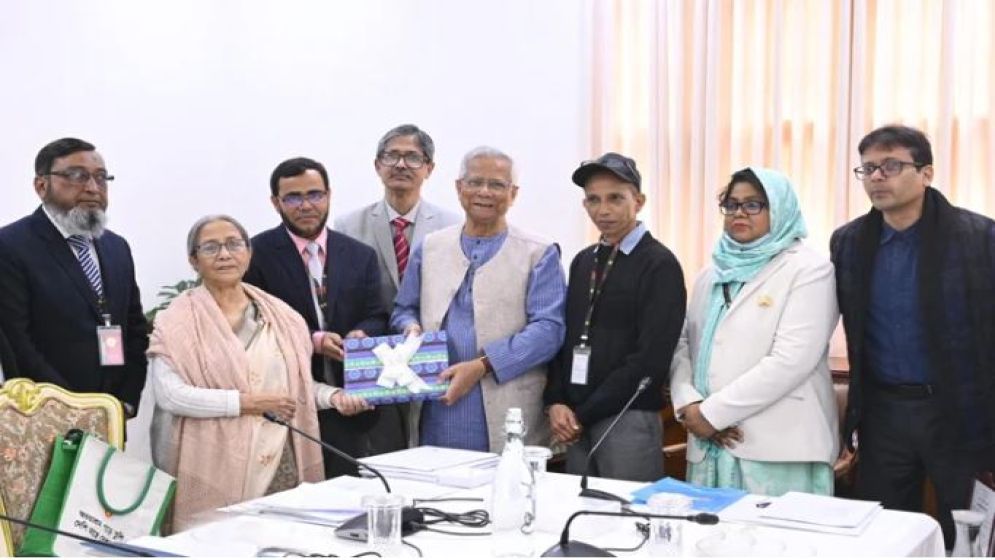 গভীর সমুদ্রে গবেষণা ও সমস্যা চিহ্নিতকরণের ওপর প্রধান উপদেষ্টার গুরুত্বারোপ