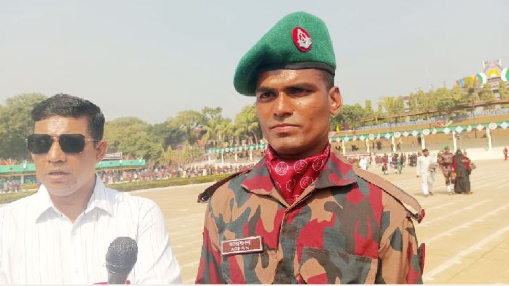 বিজিবিতে নিয়োগ পেয়ে যা বললেন ফেলানীর ছোট ভাই