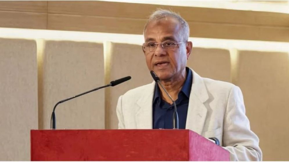 দায়িত্ববহির্ভূত কর্মকাণ্ড থেকে আনসার সদস্যদের বিরত থাকার আহ্বান স্বরাষ্ট্র উপদেষ্টার