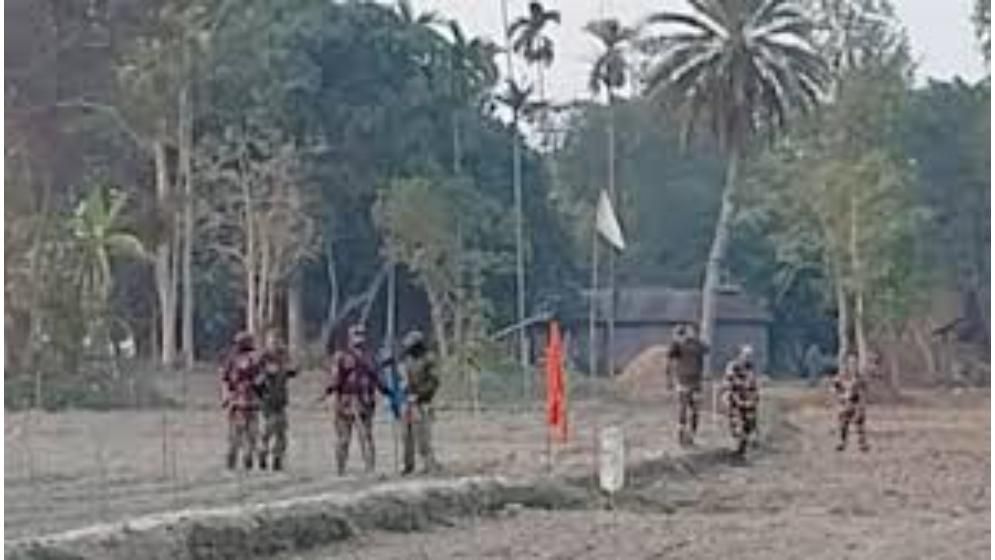 কুড়িগ্রামে বিএসএফের সড়ক নির্মাণ বন্ধ করালো বিজিবি
