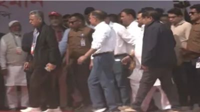 পলোগ্রাউন্ড মাঠের  জনসভায় অংশ নিয়েছেন তারেক রহমান