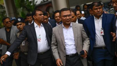 বাংলাদেশের বড় প্রশ্ন: মায়ের উত্তরাধিকার কি ধরে রাখতে পারবেন তারেক রহমান?