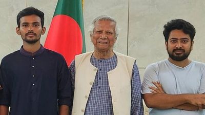 প্রধান উপদেষ্টার সঙ্গে বৈঠক করতে যমুনায় নাহিদ-আসিফ