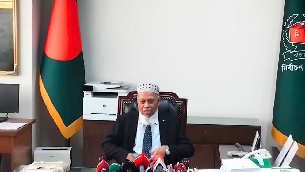 সিটি নির্বাচনে দলীয় প্রতীক থাকছে কি না, সিদ্ধান্ত বিএনপির : ইসি