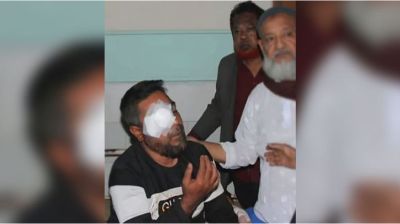 জামায়াতের হামলায় বিএনপি নেতার চোখ গুরুতর জখম, খবরে মায়ের মৃত্যু