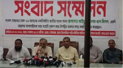 রমজানে কম লাভে পণ্য বিক্রির ঘোষণা কারওয়ান বাজারের ব্যবসায়ীদের
