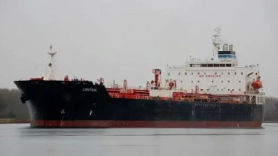 চট্টগ্রাম বন্দরে পৌঁছেছে ২৬ হাজার টন অকটেন